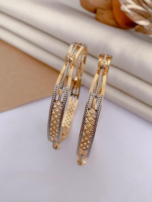 Traditional Designer Bangdi Set for Women | D-027