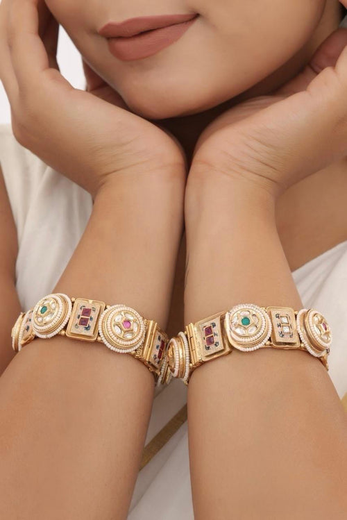 Traditional Designer Bangdi Set for Women | D-003