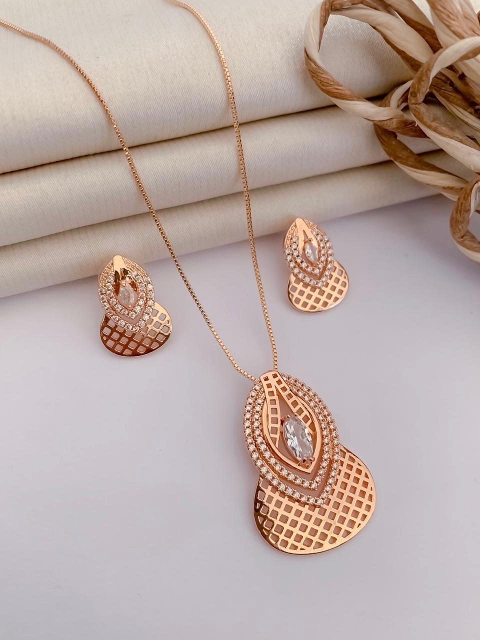 Elegant Designer Jewellery Set for Women | Wedding & Party Wear | D-071